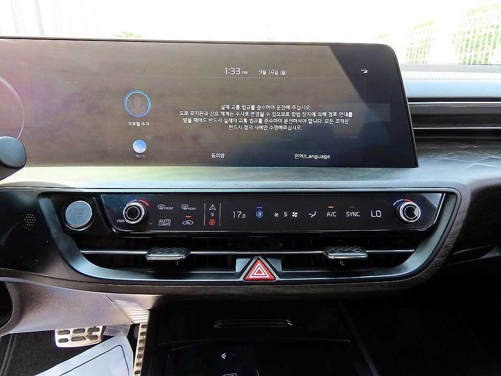 Kia K8 — photo 13