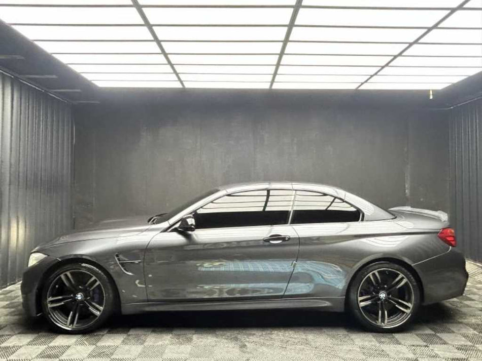 BMW M4 — photo 02