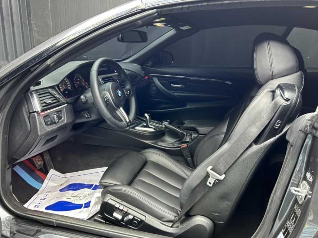 BMW M4 — photo 07