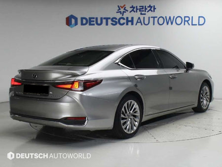 Lexus ES — photo 02