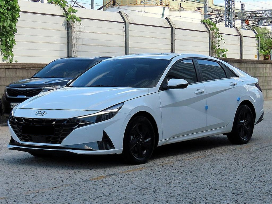 Hyundai Avante — photo 02