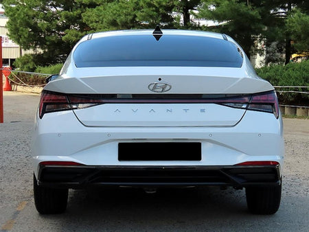 Hyundai Avante — photo 04