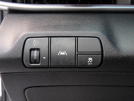 Hyundai Avante — photo 12