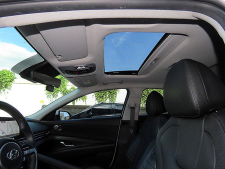 Hyundai Avante — photo 18