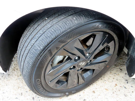 Hyundai Avante — photo 20