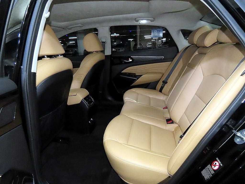 Kia K7 — photo 07