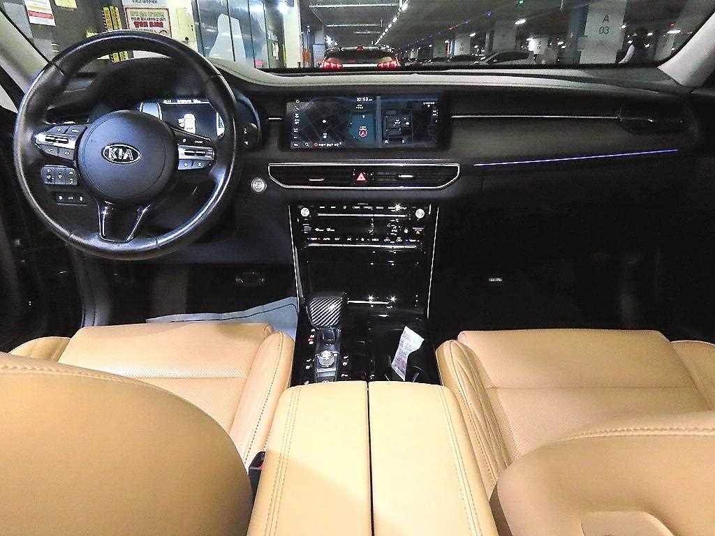 Kia K7 — photo 10