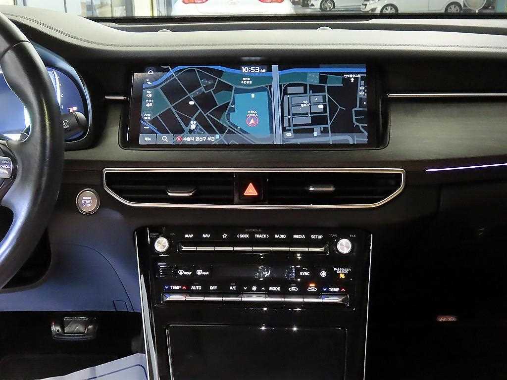 Kia K7 — photo 11
