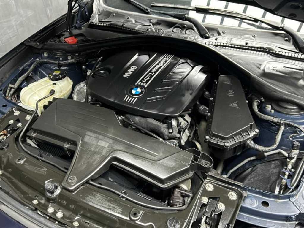 BMW Gran Turismo — photo 18