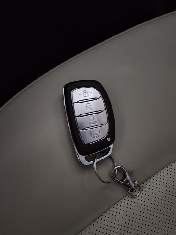 Hyundai Casper — photo 15