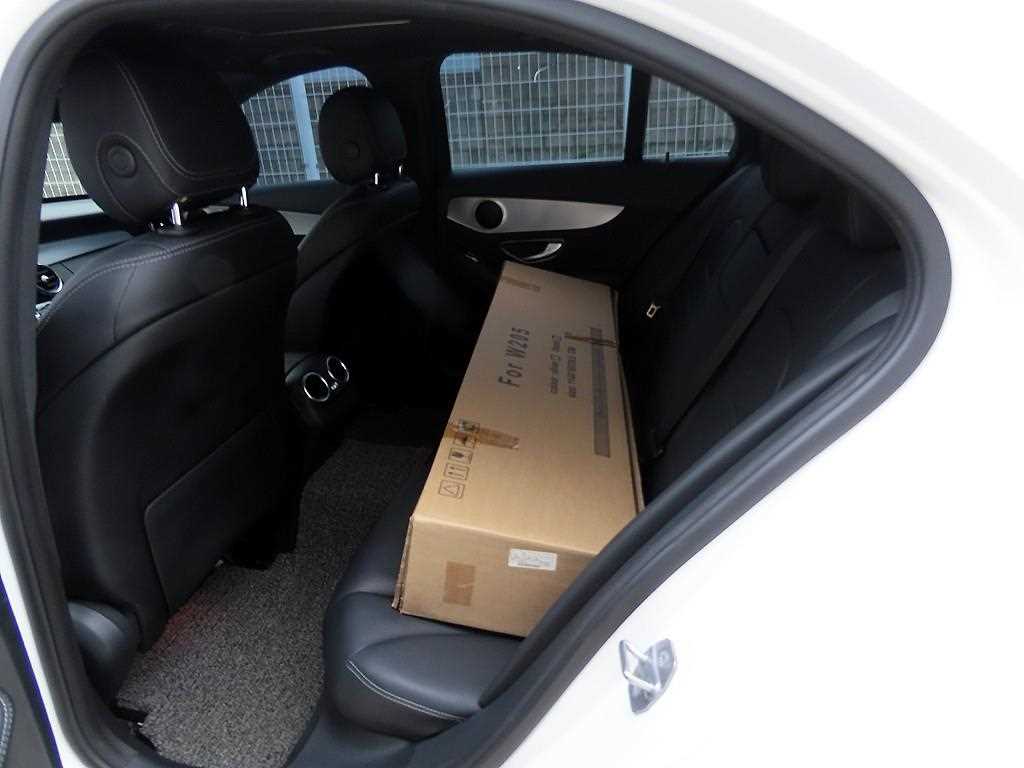 Mercedes-Benz C-Class — photo 06