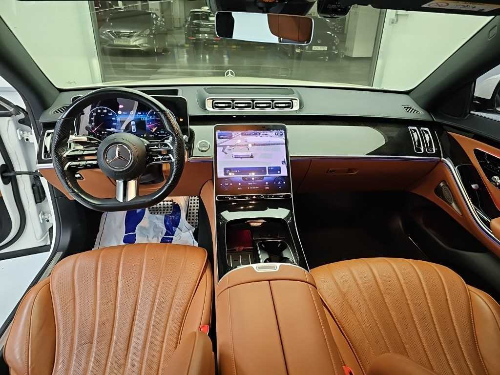 Mercedes-Benz S-Class — photo 07