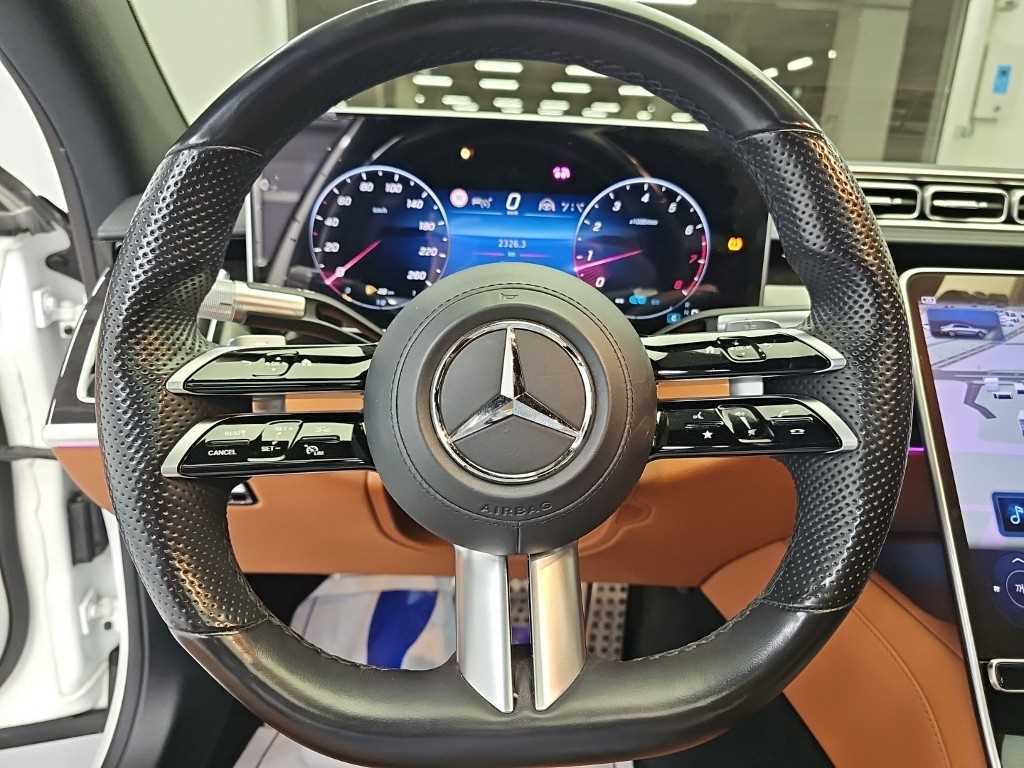 Mercedes-Benz S-Class — photo 09