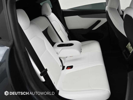 Tesla Model Y — photo 12