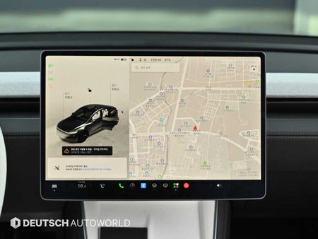 Tesla Model Y — photo 14
