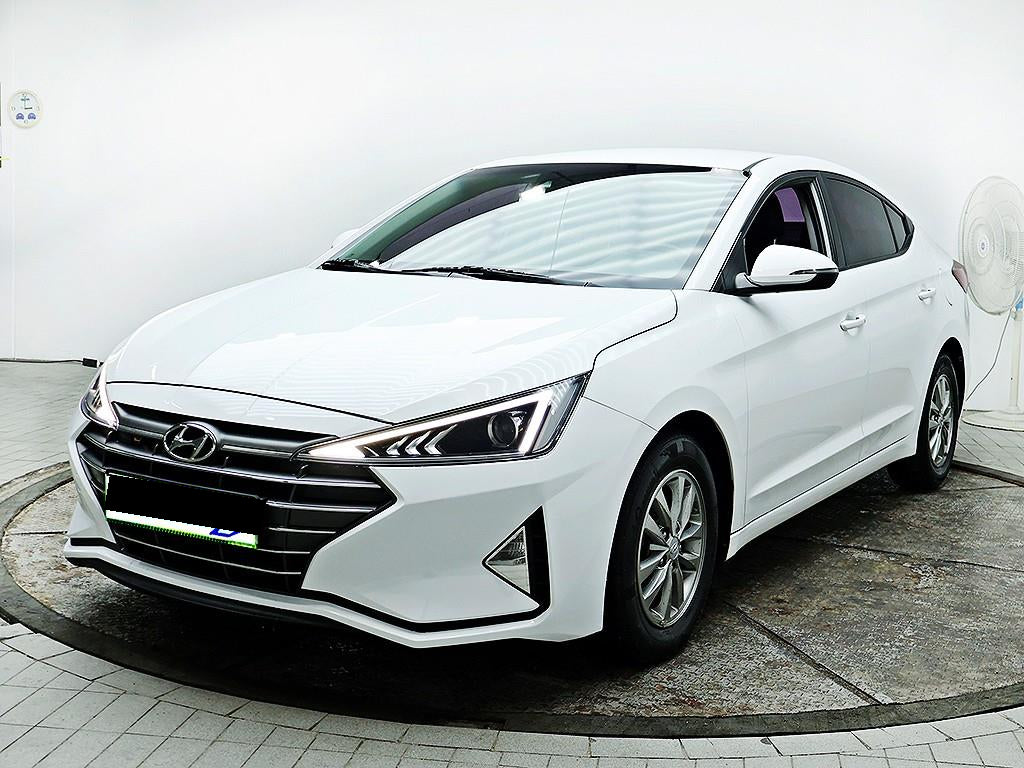 Hyundai Avante — photo 02