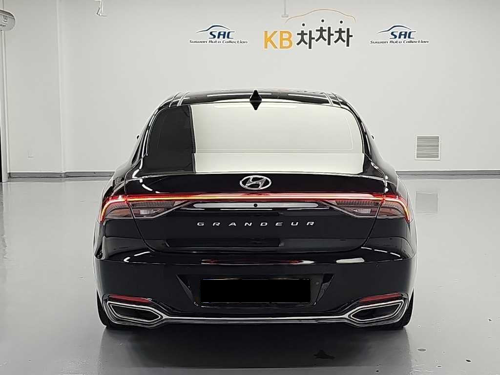 Hyundai Grandeur — photo 03