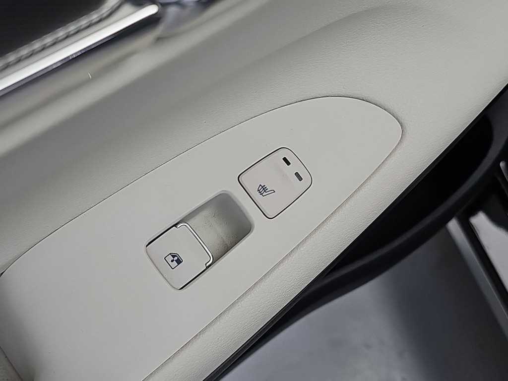 Hyundai Grandeur — photo 13