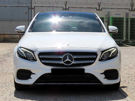 Mercedes-Benz E-Class — photo 01