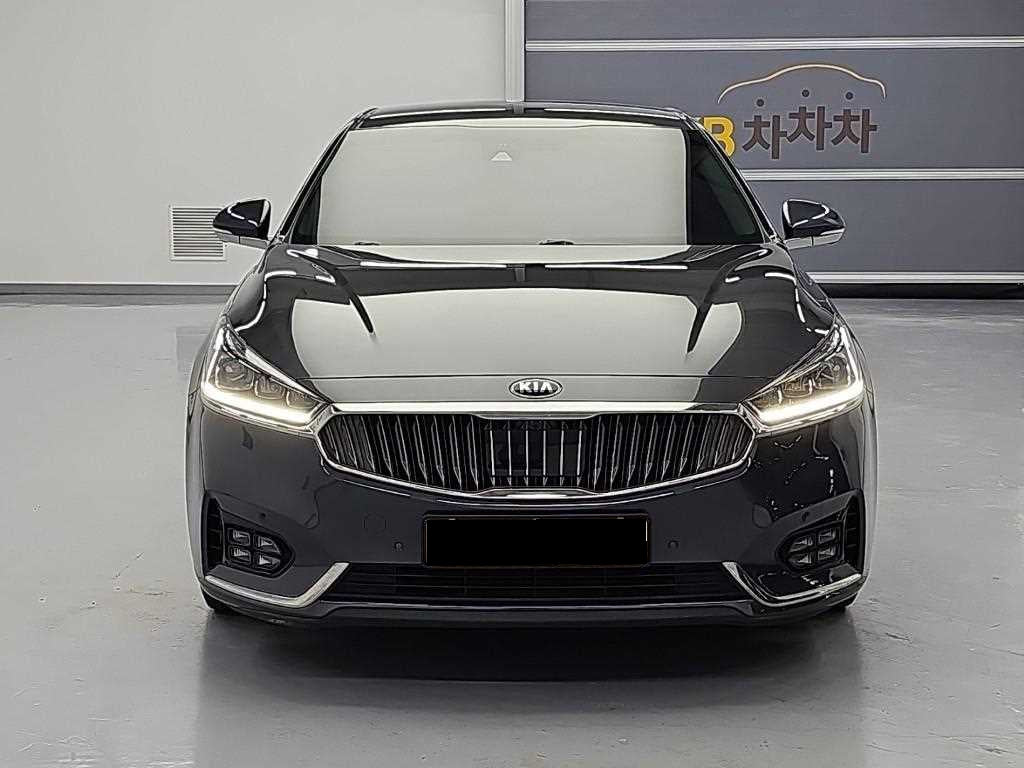 Kia K7 — photo 02