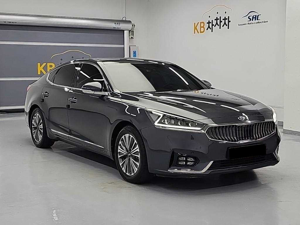 Kia K7 — photo 04