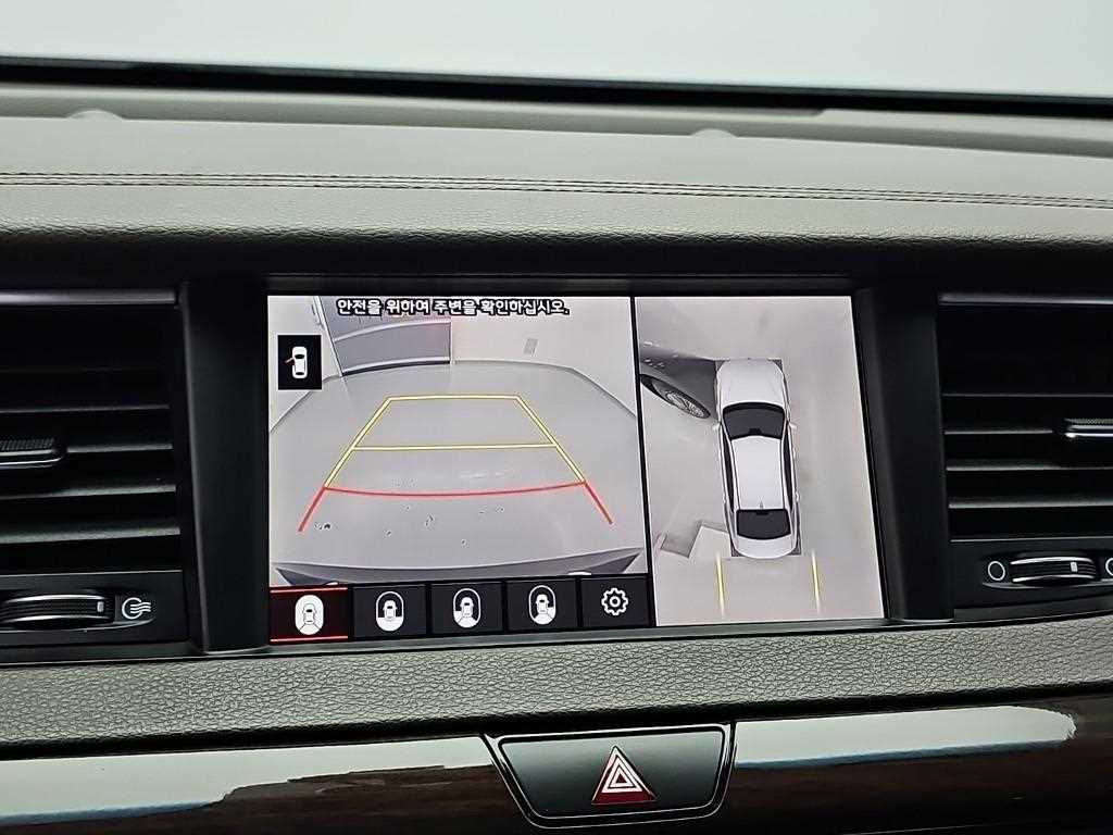 Kia K7 — photo 16