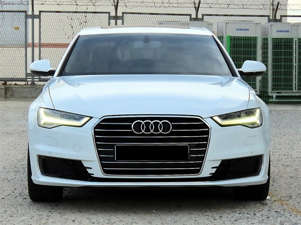 Audi A6 — photo 01