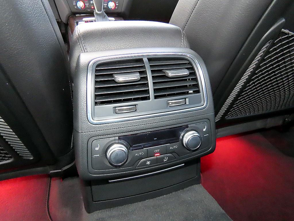 Audi A6 — photo 15