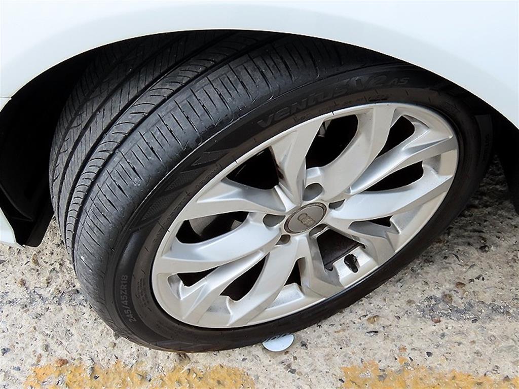 Audi A6 — photo 19