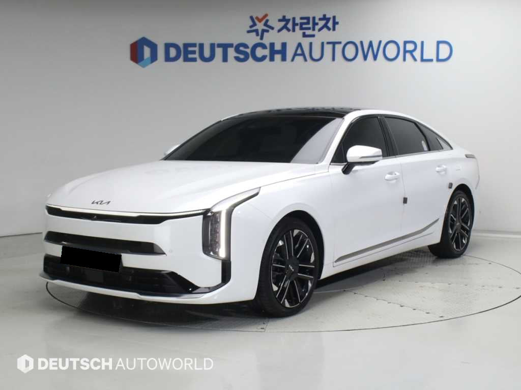 Kia K8 — photo 01