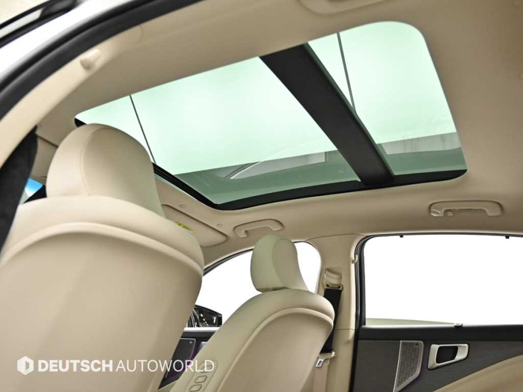 Kia K8 — photo 18