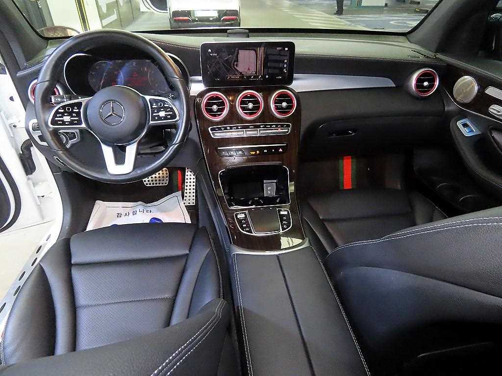 Mercedes-Benz GLC-Class — photo 10