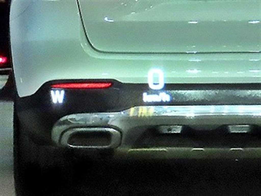 Mercedes-Benz GLC-Class — photo 13