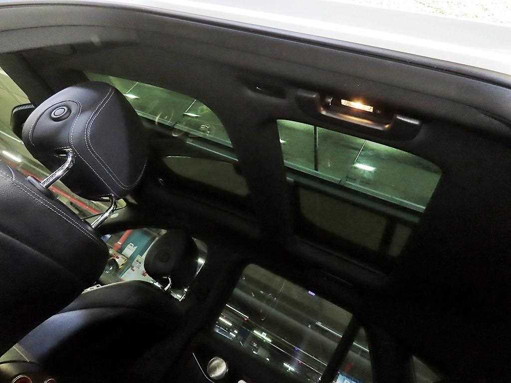 Mercedes-Benz GLC-Class — photo 15