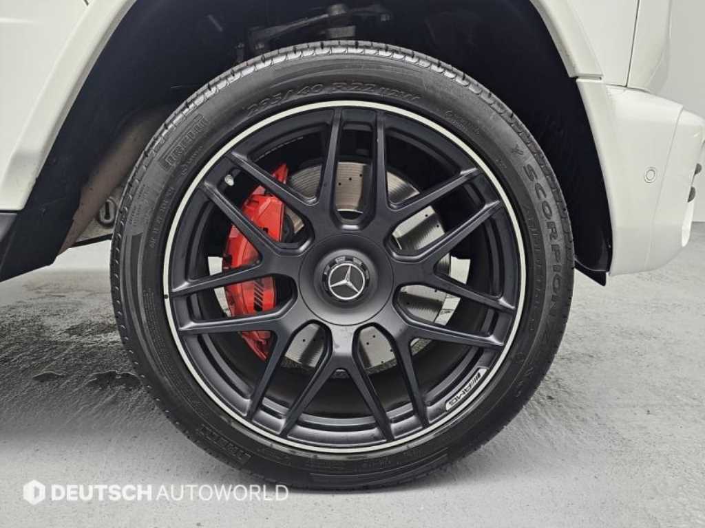 Mercedes-Benz G-Class — photo 05
