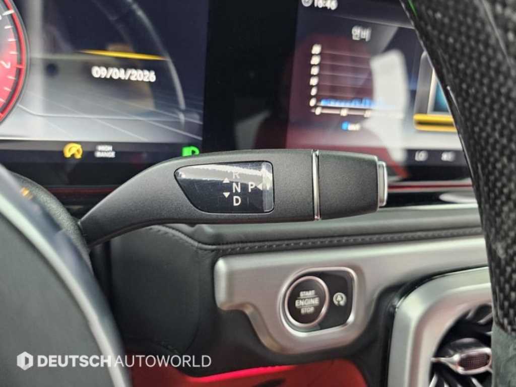 Mercedes-Benz G-Class — photo 09