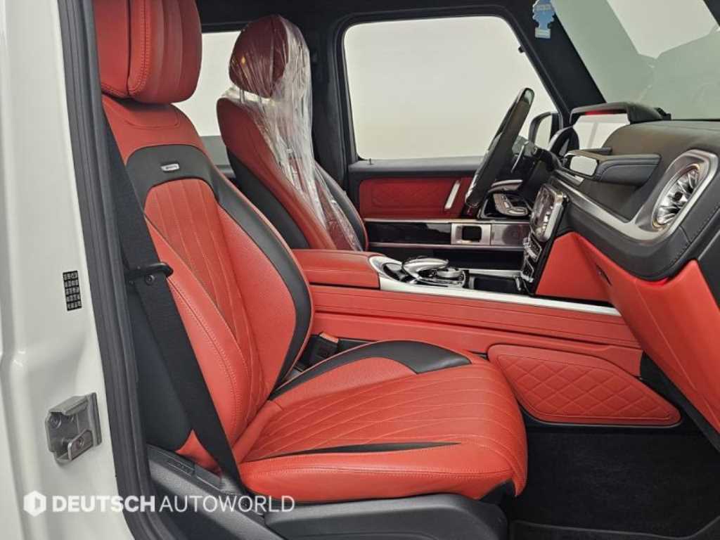 Mercedes-Benz G-Class — photo 10