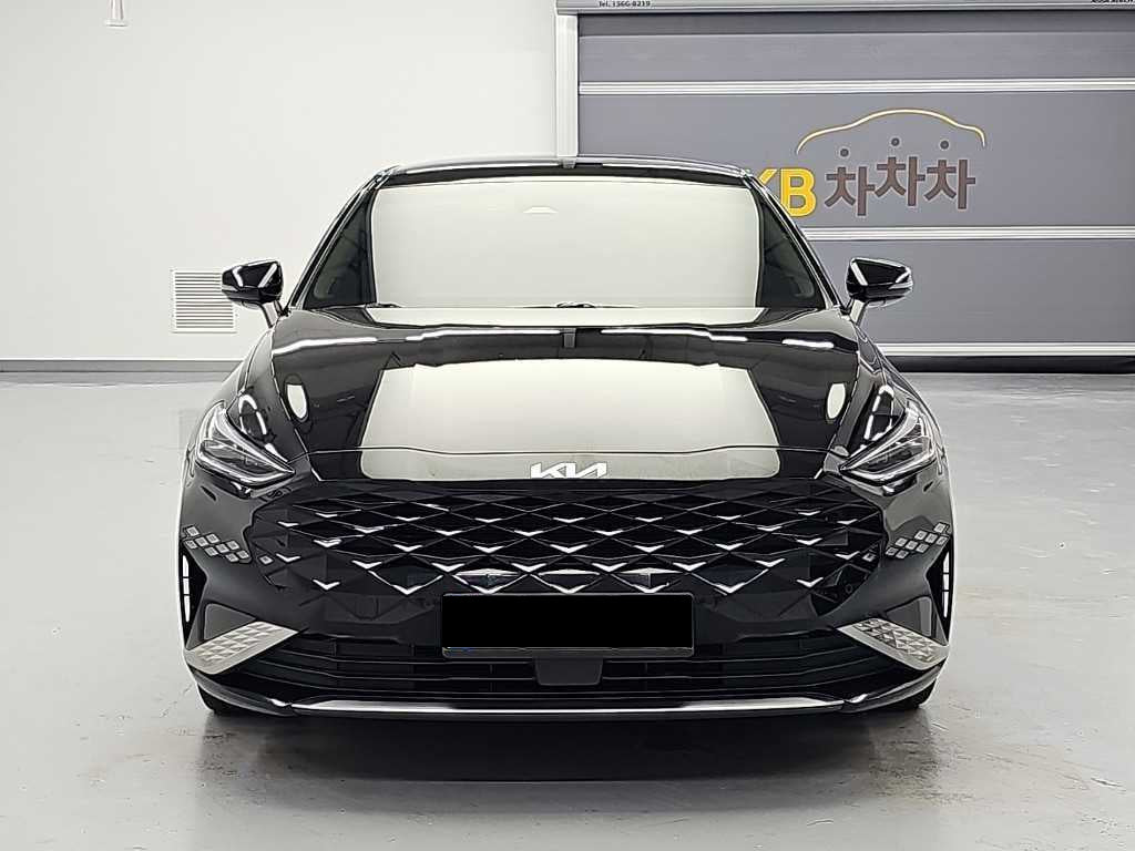 Kia K8 — photo 02