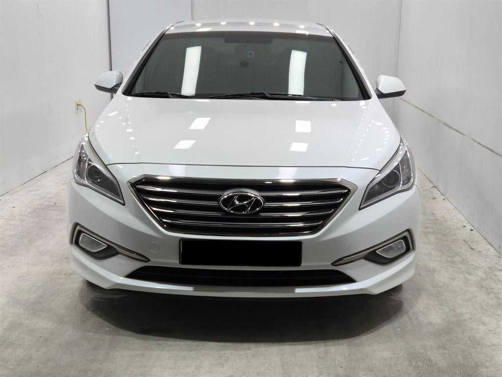 Hyundai Sonata — photo 01
