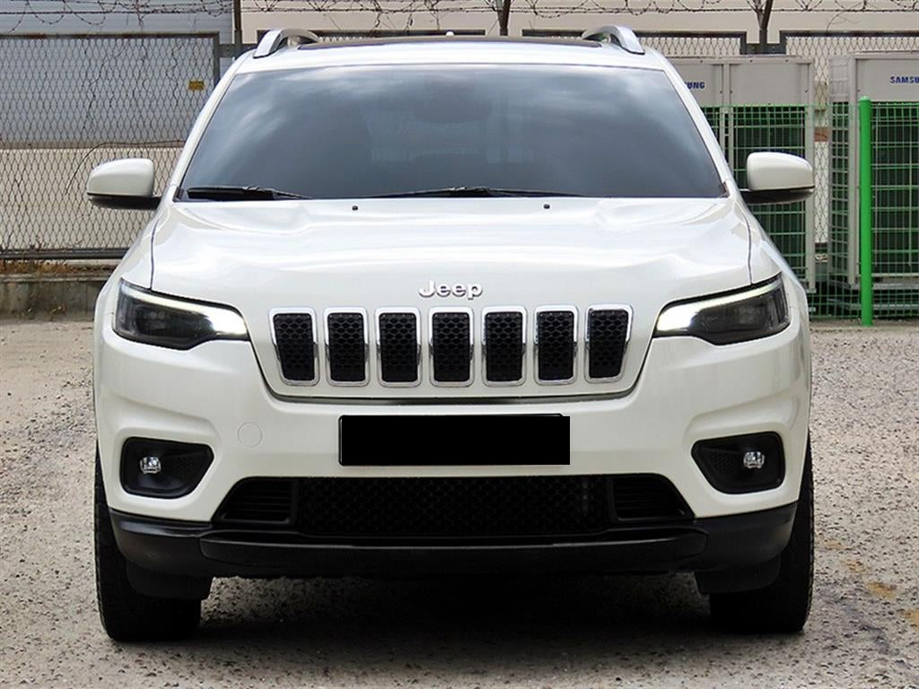 Jeep Cherokee — photo 01