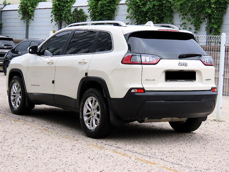 Jeep Cherokee — photo 03