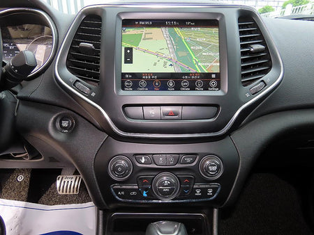 Jeep Cherokee — photo 14