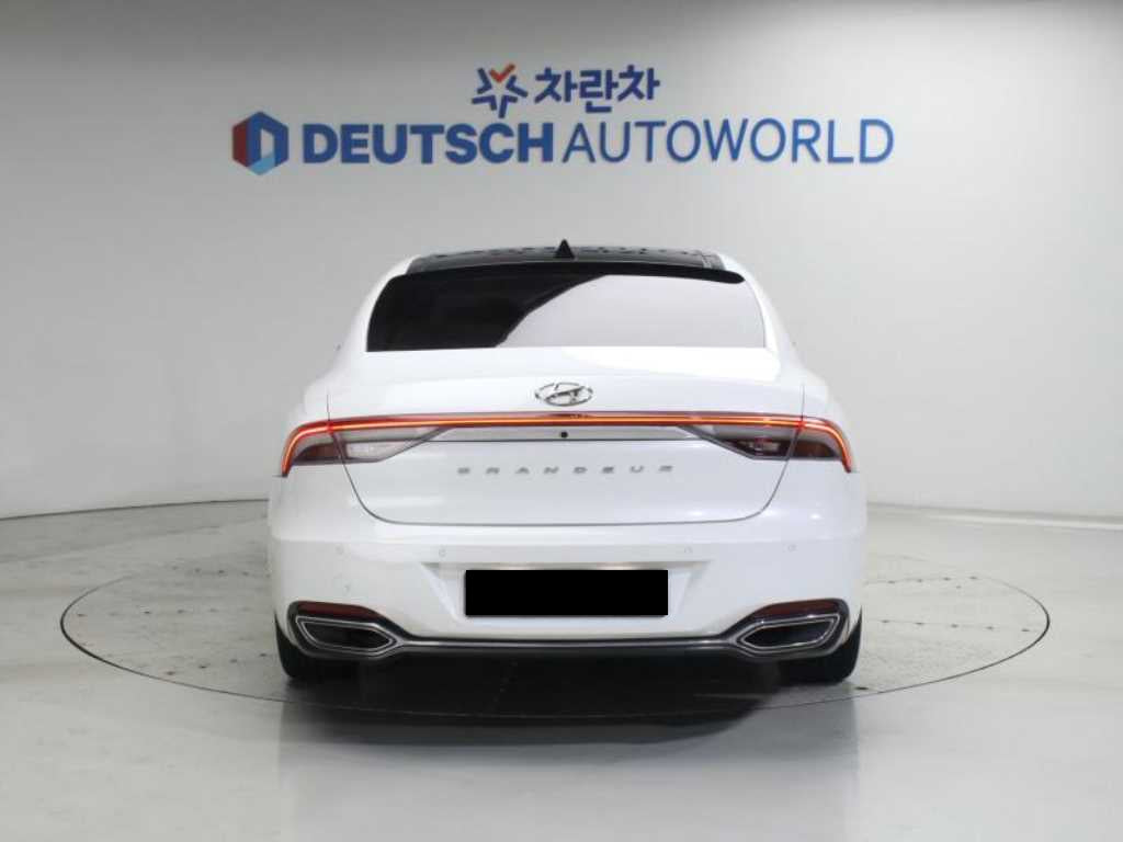 Hyundai Grandeur — photo 04