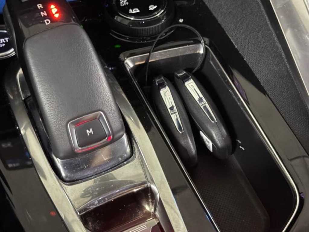 Peugeot 3008 — photo 03