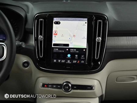 Volvo XC40 — photo 14