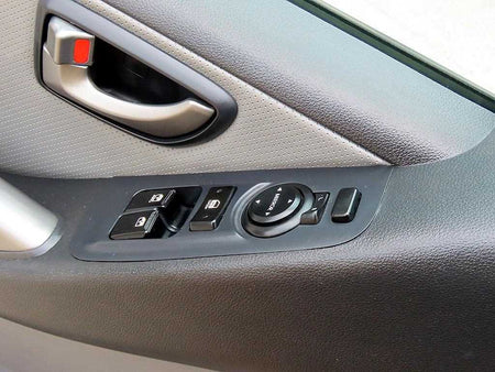 Hyundai Starex — photo 12