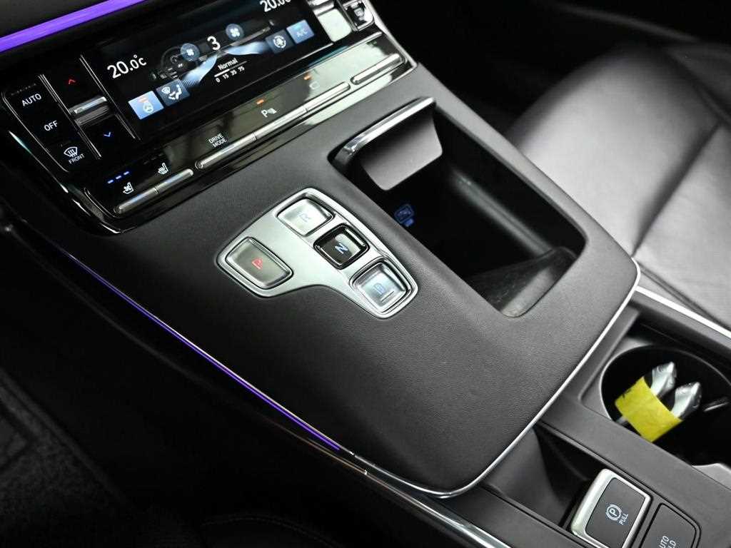 Hyundai Grandeur — photo 09