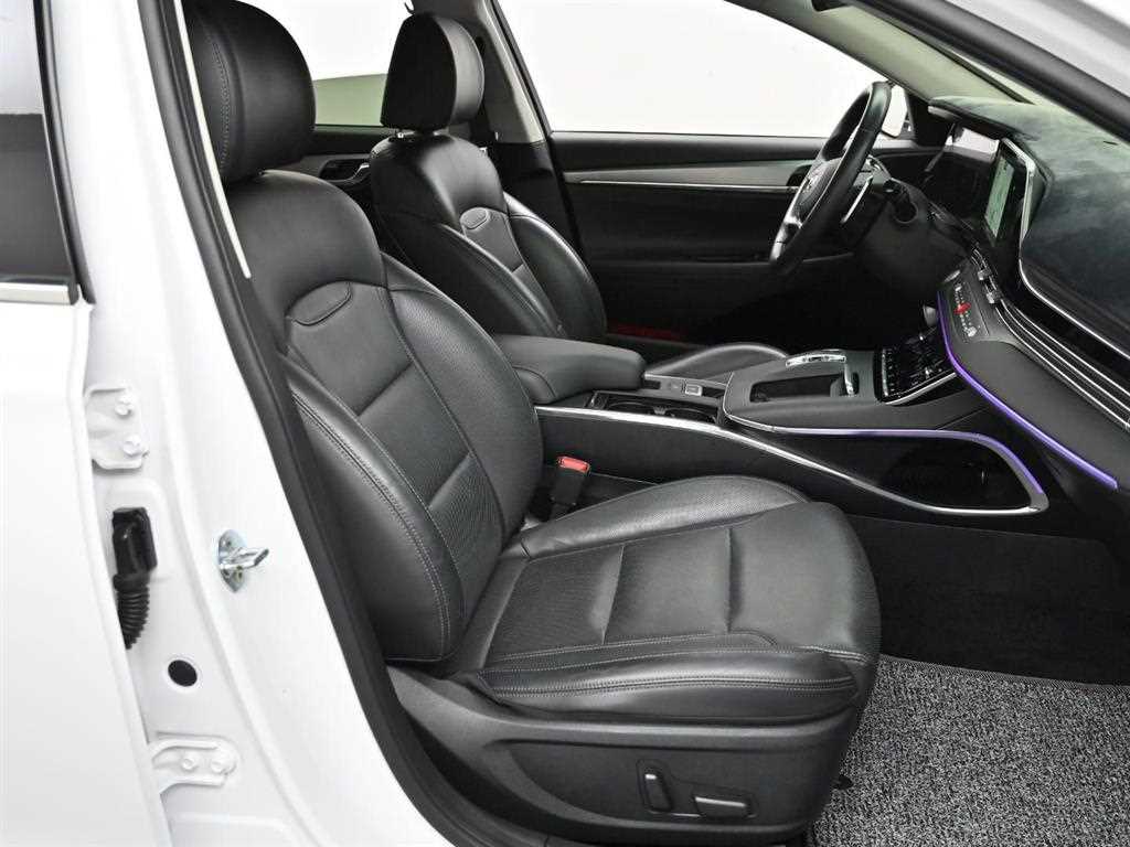 Hyundai Grandeur — photo 10