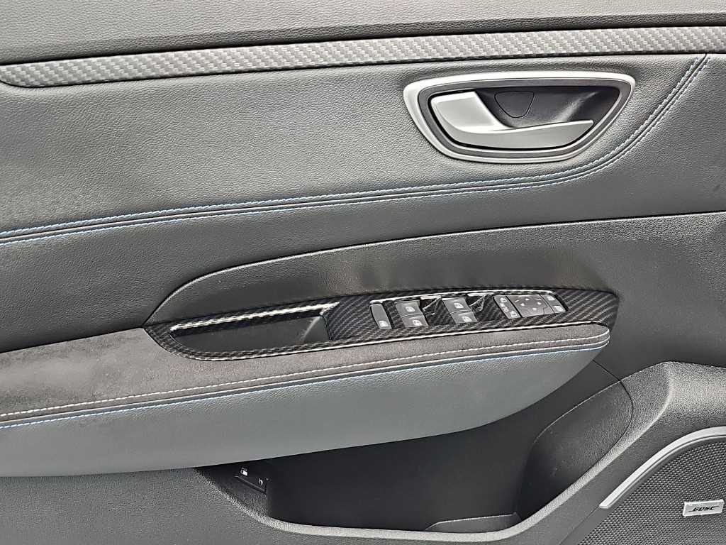 RENAULT SM6 — photo 15