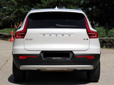 Volvo XC40 — photo 04